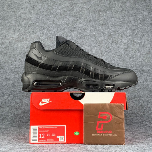 Air Max 95 Essential 'Triple Black'