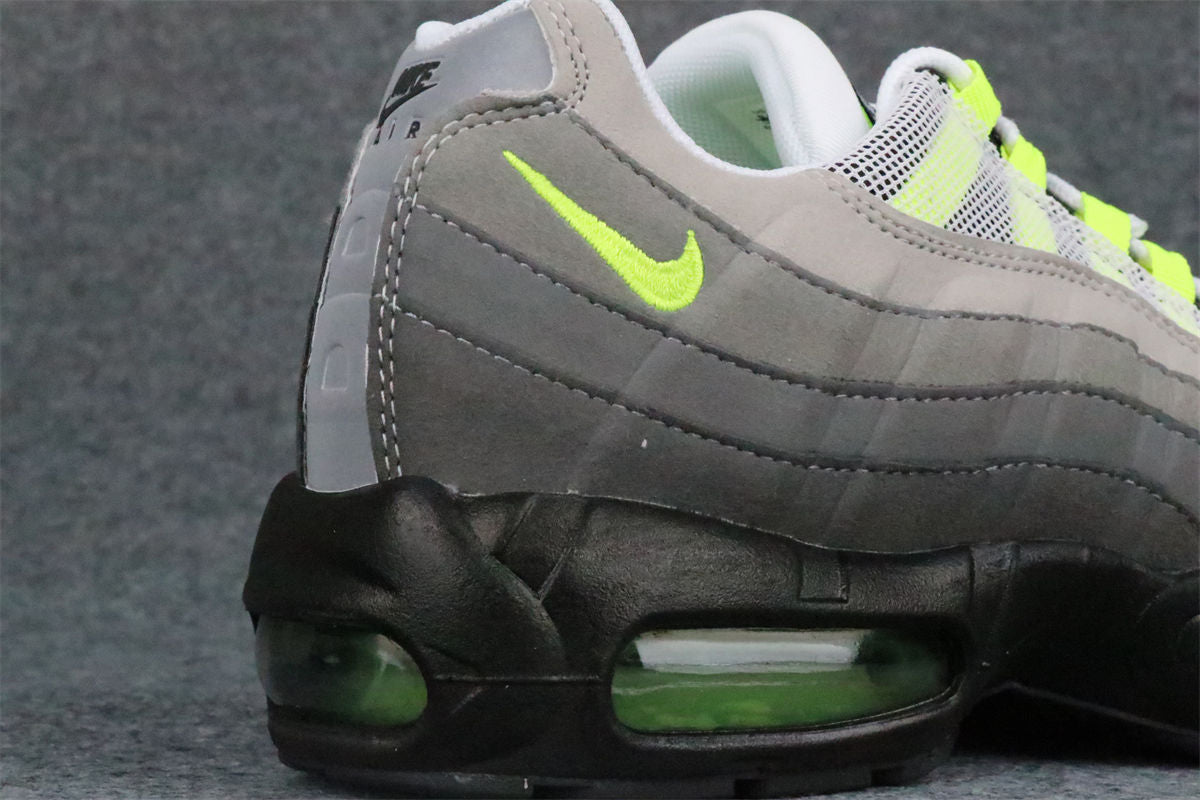 Air Max 95 OG 'Neon' 2015