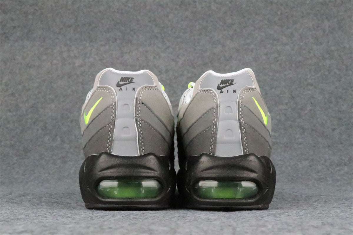 Air Max 95 OG 'Neon' 2015
